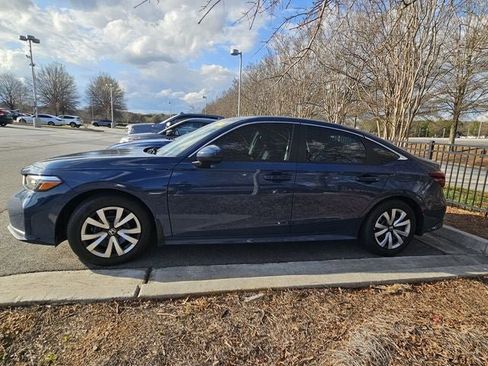 Used 2026 Honda Civic LX image 4