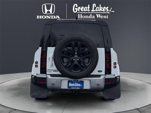 Used 2020 Land Rover Defender 110 HSE image 4