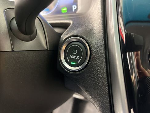 Used 2023 Chevrolet Bolt LT w/ Infotainment Package FWD image 30