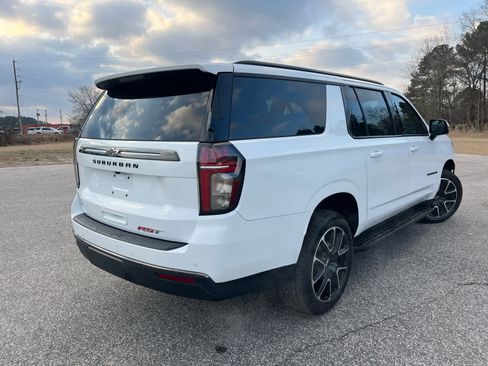 Used 2021 Chevrolet Suburban RST w/ Luxury Package image 8