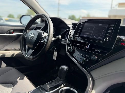 Used 2023 Toyota Camry LE FWD image 31