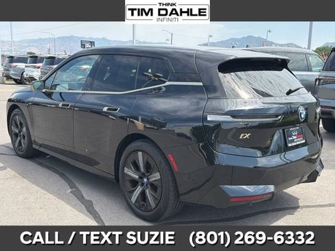 Used 2023 BMW iX xDrive50 w/ Premium Package AWD/4WD image 8