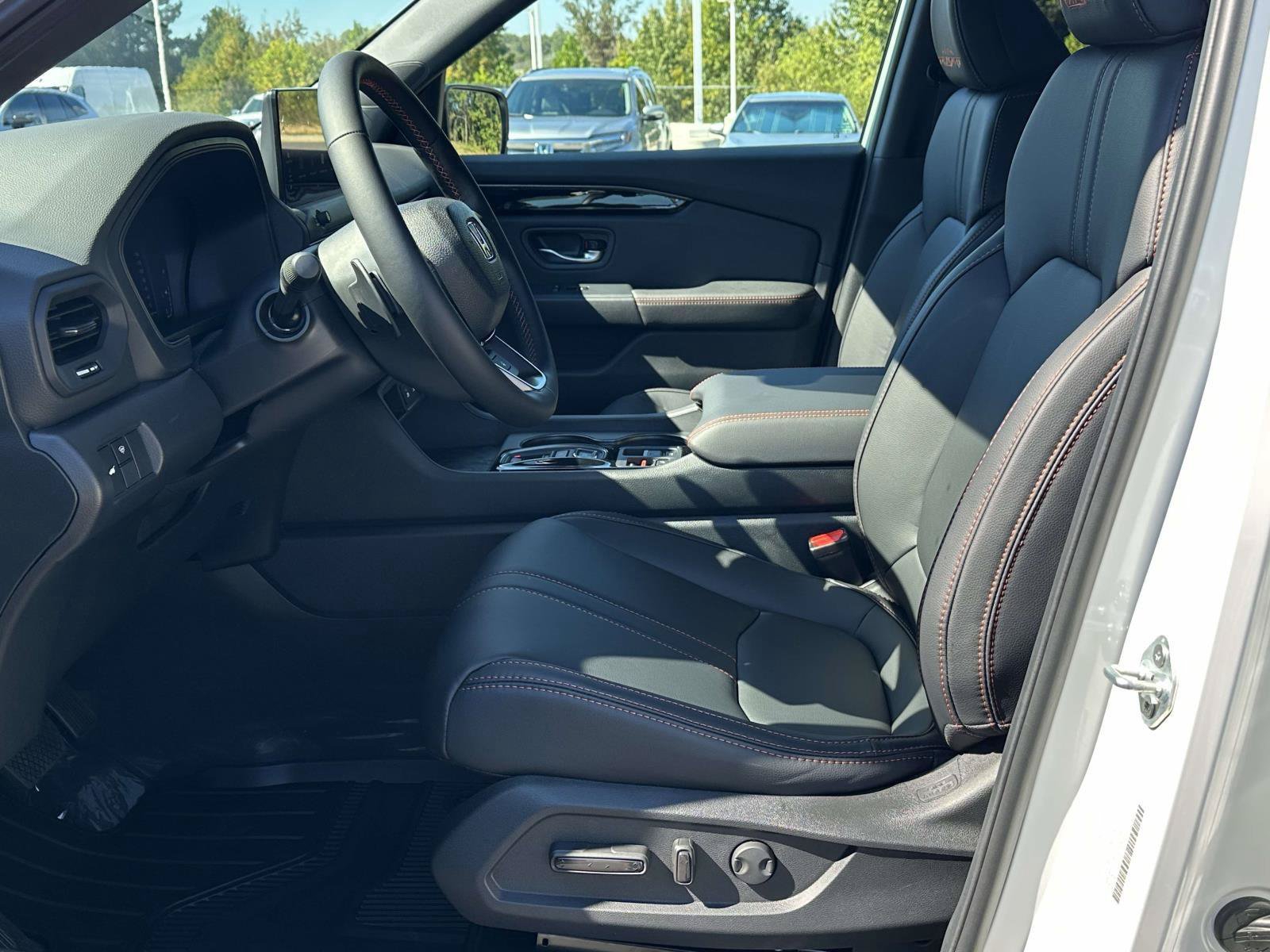 New 2026 Honda Pilot TrailSport image 4