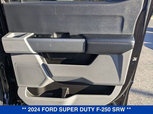 Used 2024 Ford F250 XLT w/ Snow Plow Prep Package image 35