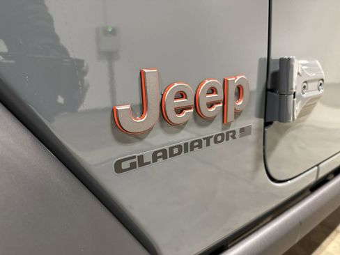 New 2026 Jeep Gladiator Mojave image 26