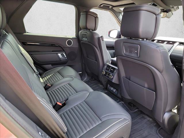 Used 2023 Land Rover Discovery HSE R-Dynamic AWD/4WD image 13