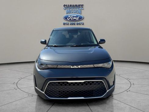 Used 2023 Kia Soul LX w/ LX Technology Package image 2