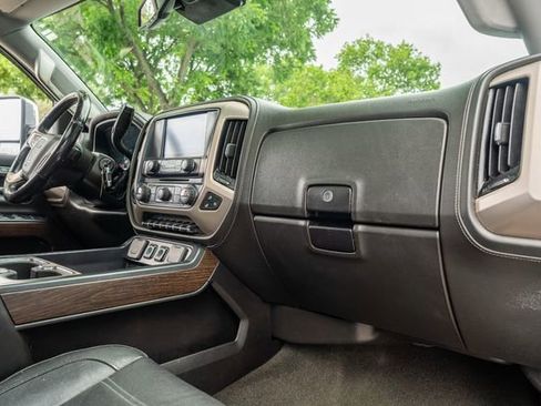 Used 2017 GMC Sierra 2500 Denali w/ Duramax Plus Package image 45