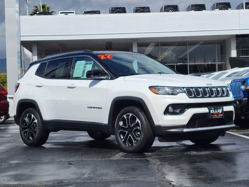 Used 2022 Jeep Compass Limited w/ Sun and Sound Group AWD/4WD image 34