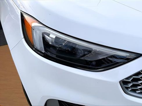 Used 2024 Ford Edge SEL image 30