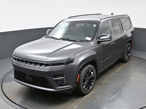 New 2026 Jeep Grand Wagoneer Summit AWD/4WD image 19