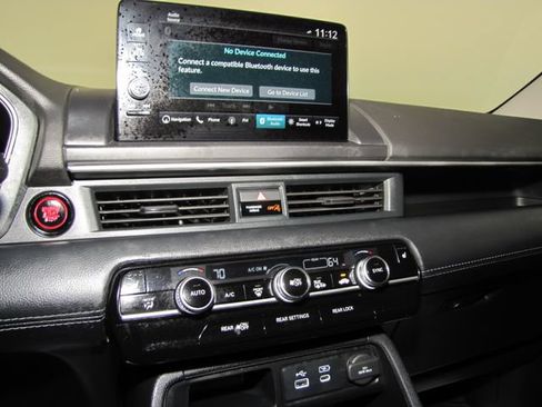 Certified 2023 Honda Pilot Touring image 7
