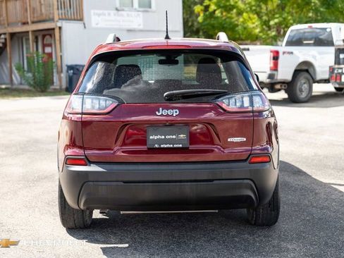 Used 2021 Jeep Cherokee Latitude image 7