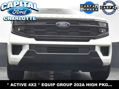 Used 2025 Ford Expedition Active image 23