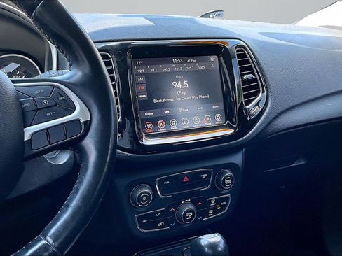 Used 2019 Jeep Compass Limited AWD/4WD image 9