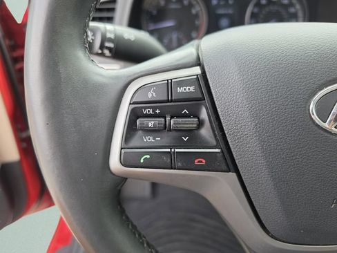 Used 2018 Hyundai Elantra Value Edition FWD image 30