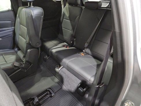 Certified 2025 Chevrolet Traverse High Country w/ LPO, Floor Liner Package image 13