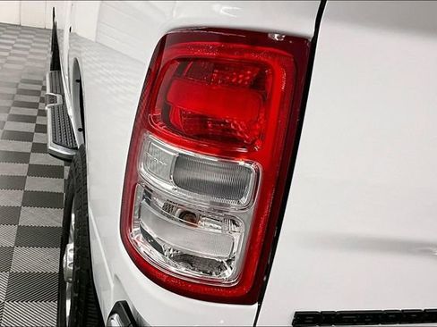 Used 2024 RAM 2500 Big Horn AWD/4WD image 33
