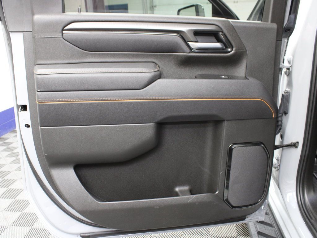 Used 2025 GMC Sierra 2500 AT4 AWD/4WD image 79