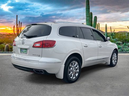 Used 2015 Buick Enclave Premium image 2