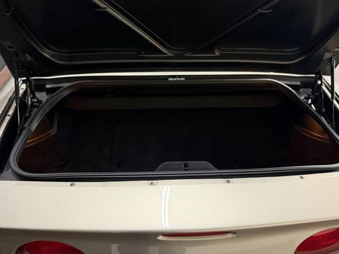 Used 2000 Chevrolet Corvette Convertible w/ Memory Pkg image 25