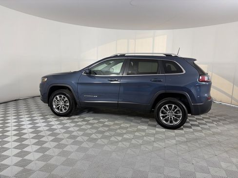 Used 2021 Jeep Cherokee Latitude Lux w/ Comfort/Convenience Group image 4