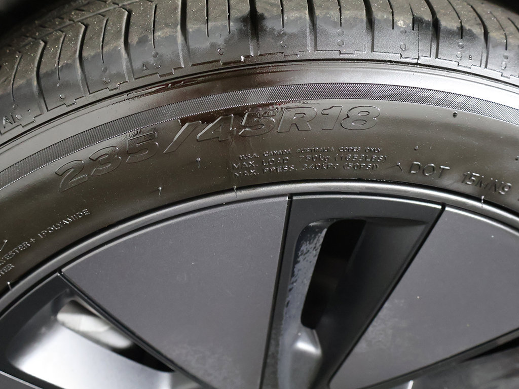 Used 2025 Tesla Model 3 Long Range RWD image 27