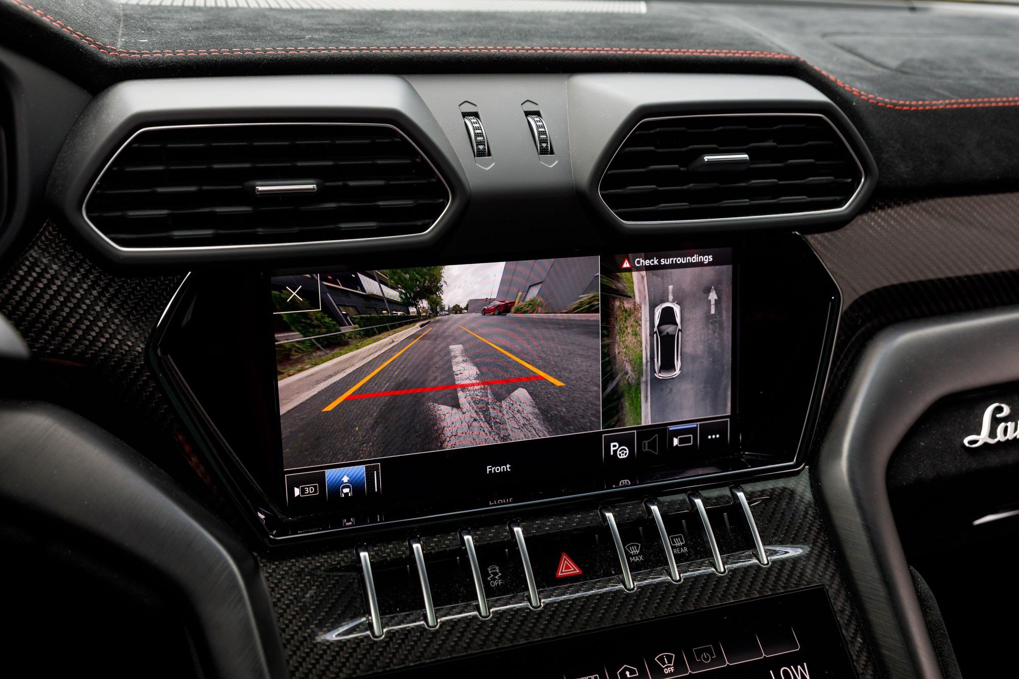 Used 2024 Lamborghini Urus Performante AWD/4WD image 39