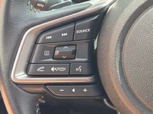 Used 2023 Subaru Outback Premium AWD/4WD image 30