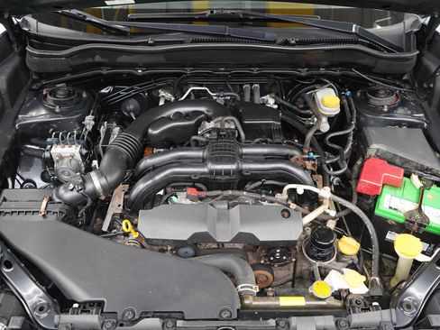 Used 2015 Subaru Forester 2.5i Premium AWD/4WD image 31