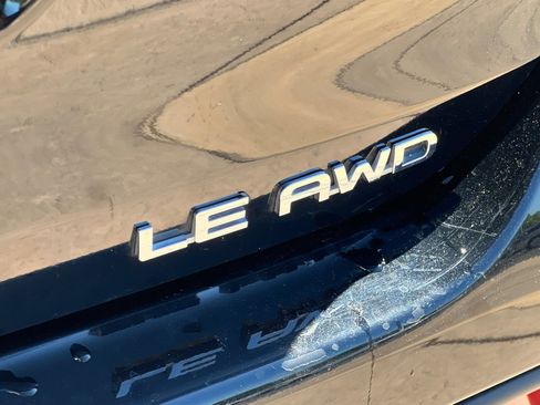 Certified 2024 Toyota Highlander LE image 35