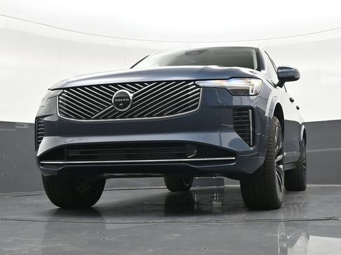 New 2026 Volvo XC90 T8 Ultra w/ Protection Package Premier AWD/4WD image 35