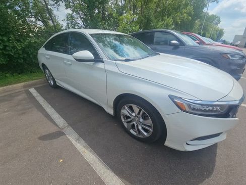 Used 2019 Honda Accord LX image 3