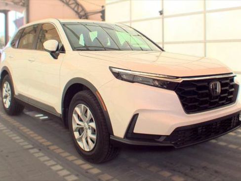Used 2024 Honda CR-V LX image 4