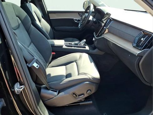 Used 2026 Volvo XC90 B6 Plus AWD/4WD image 21