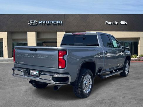 Used 2024 Chevrolet Silverado 2500 LTZ w/ LTZ Plus Package AWD/4WD image 4
