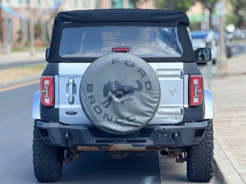 Used 2022 Ford Bronco Outer Banks AWD/4WD image 4
