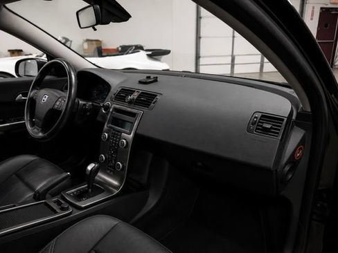 Used 2011 Volvo C30 T5 R-Design FWD image 18