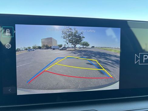 Used 2025 Kia K4 LXS image 22