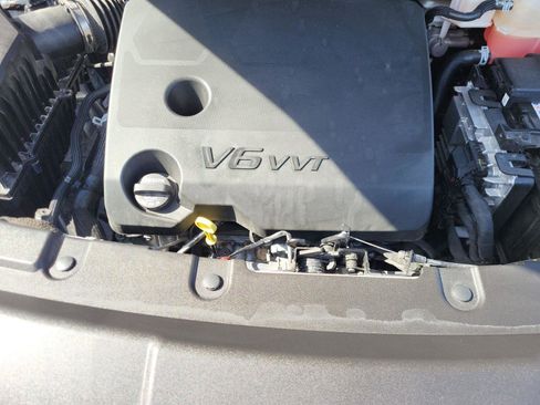 Used 2023 Chevrolet Traverse RS image 32