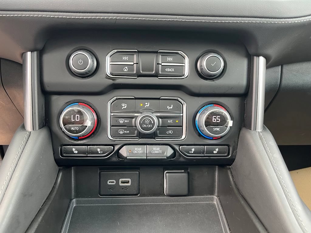 Certified 2023 Chevrolet Tahoe Z71 w/ Luxury Package AWD/4WD image 16