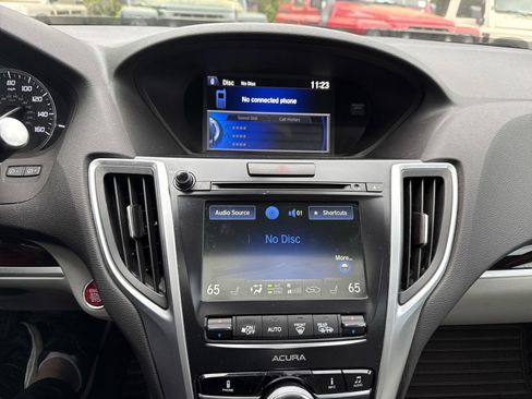 Used 2015 Acura TLX FWD image 19
