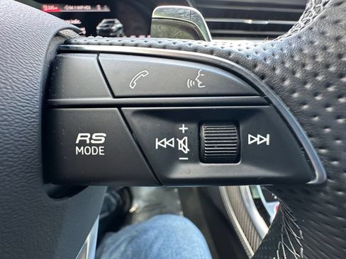 Used 2021 Audi RS Q8 AWD/4WD image 25