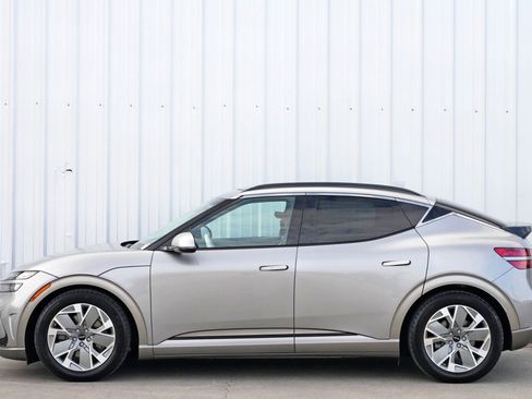 Used 2024 Genesis GV60 RWD w/ Cargo Package image 56