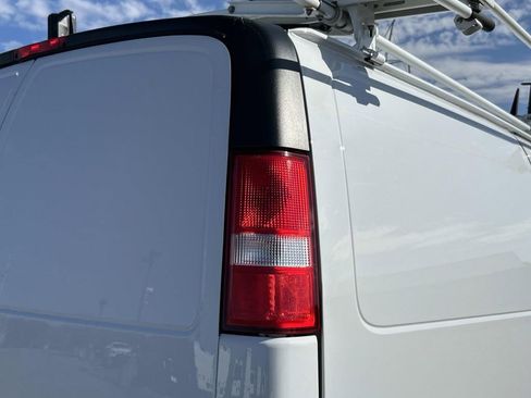 Used 2023 GMC Savana 2500 w/ Driver Convenience Package image 12