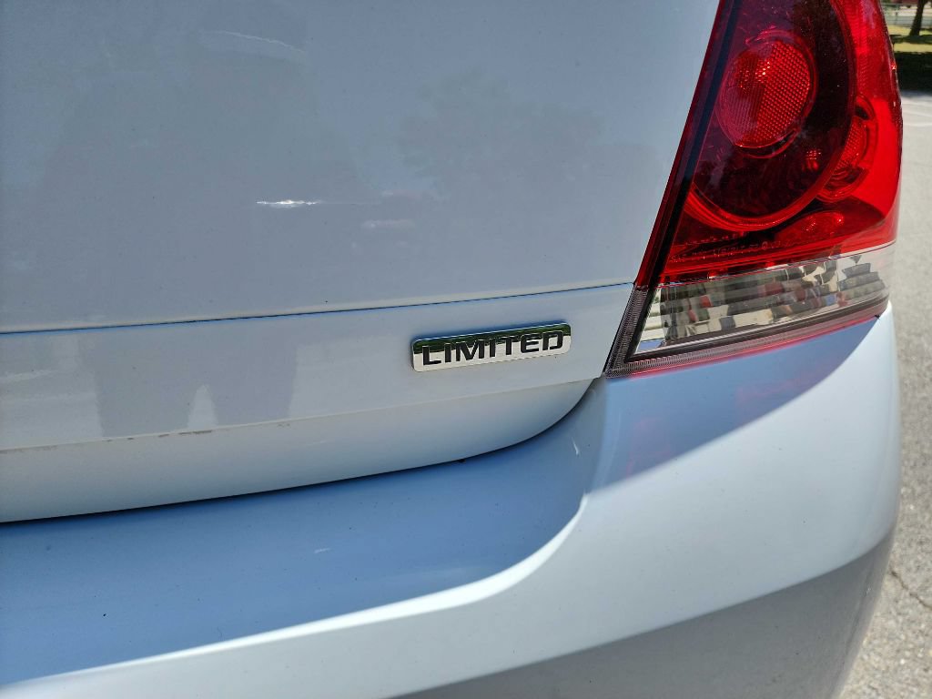 Used 2014 Chevrolet Impala Limited LS FWD image 11