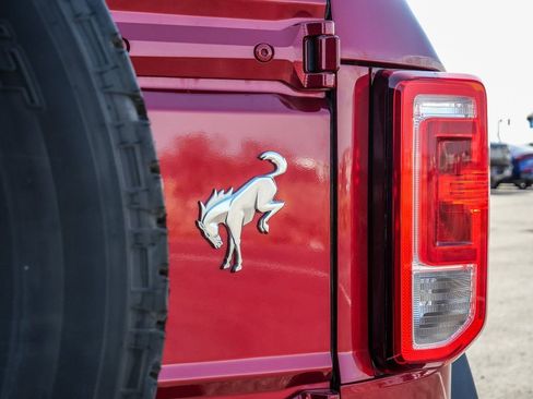 Used 2025 Ford Bronco Big Bend image 11