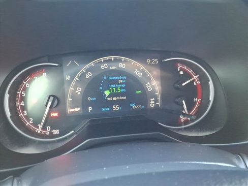 Certified 2023 Toyota RAV4 XLE Premium image 20