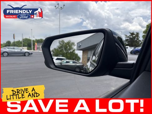 Used 2024 GMC Terrain SLT FWD image 26