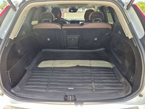 Used 2019 Volvo XC60 T5 Inscription w/ Protection Package Premier FWD image 22